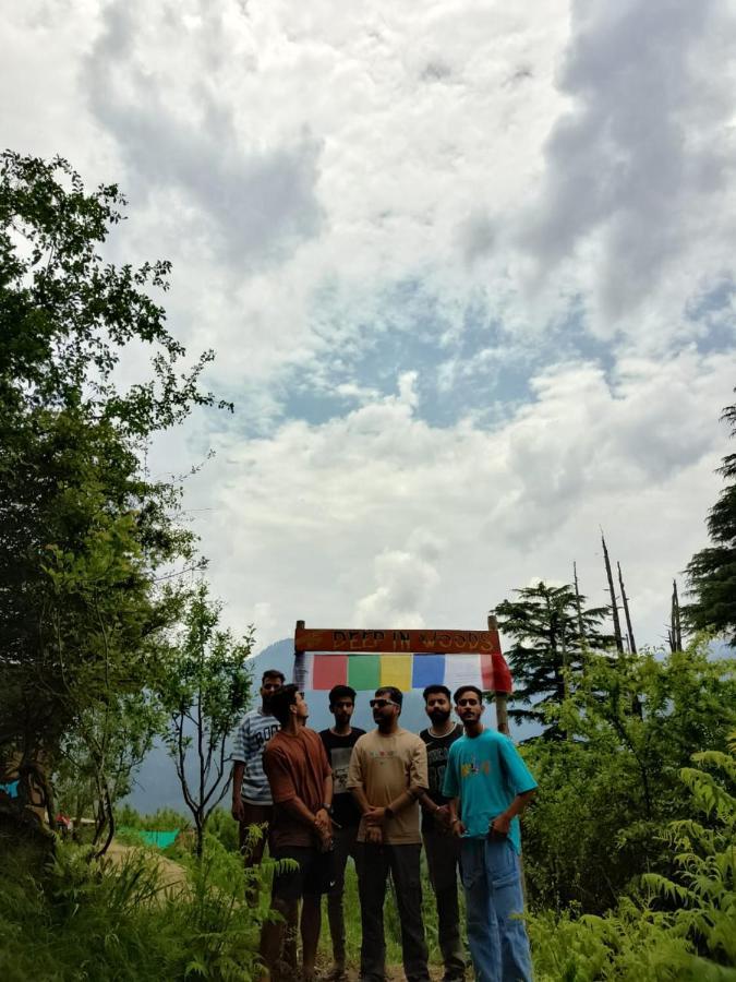 JibhiDeep In Woods别墅 外观 照片